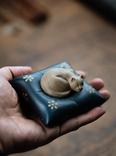  Tea Pet